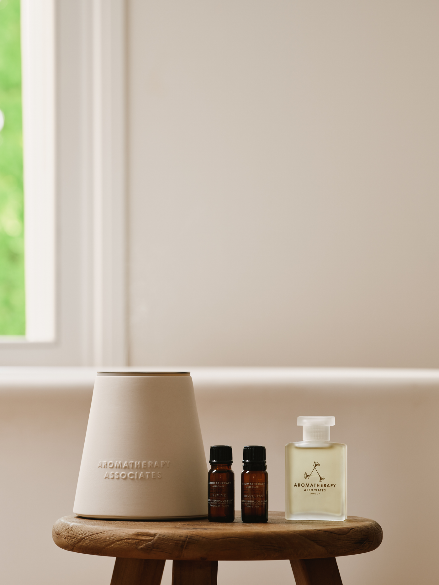 About the Atomiser Connect Electric Diffuser Aromatherapy Associates